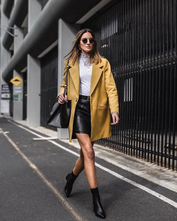 Mệnh thổ hợp màu gì năm 2022