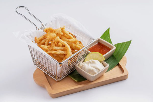 Nấm Linh Chi Trắng chiên giòn ăn cùng tương ớt