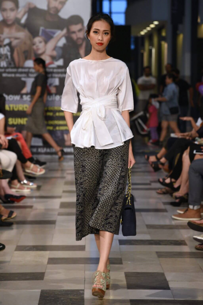 Phối đồ với áo peplum cùng quần lửng