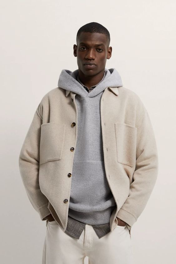 Áo khoác gió trong cách phối đồ basic