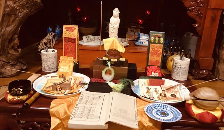 khai-quang-diem-nhan-tuong-ty-huu